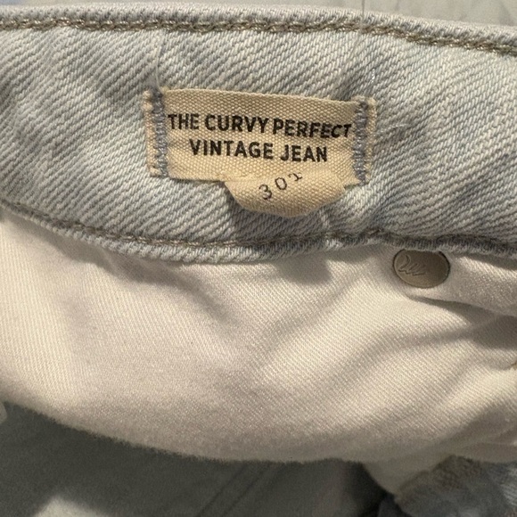 Madewell Light Wash Denim Jeans - Picture 4 of 7